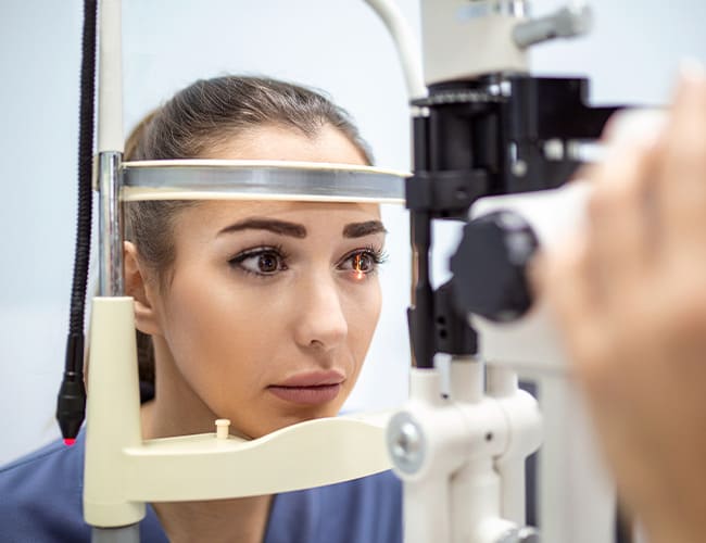 Indirect Ophthalmoscopic Consultation